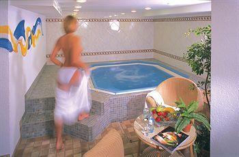Hotel Monika Гашурн Екстериор снимка